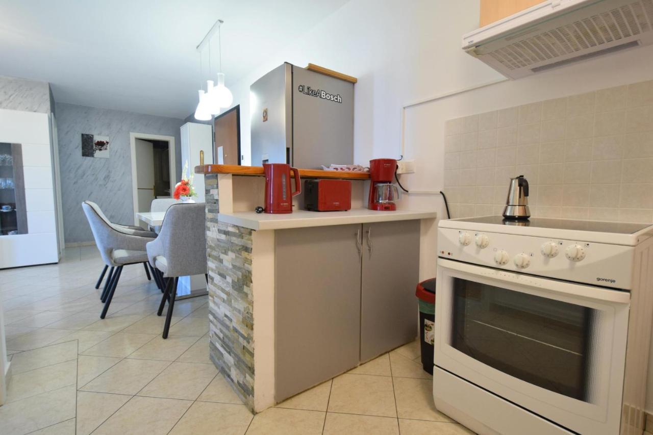 Apartment Lucy Malinska Luaran gambar